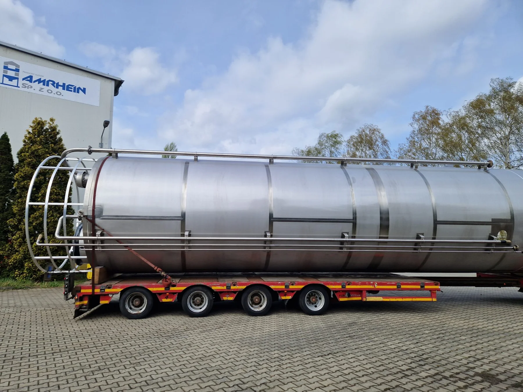 Silos zewnętrzny dla przemysłu chemicznego · 1
